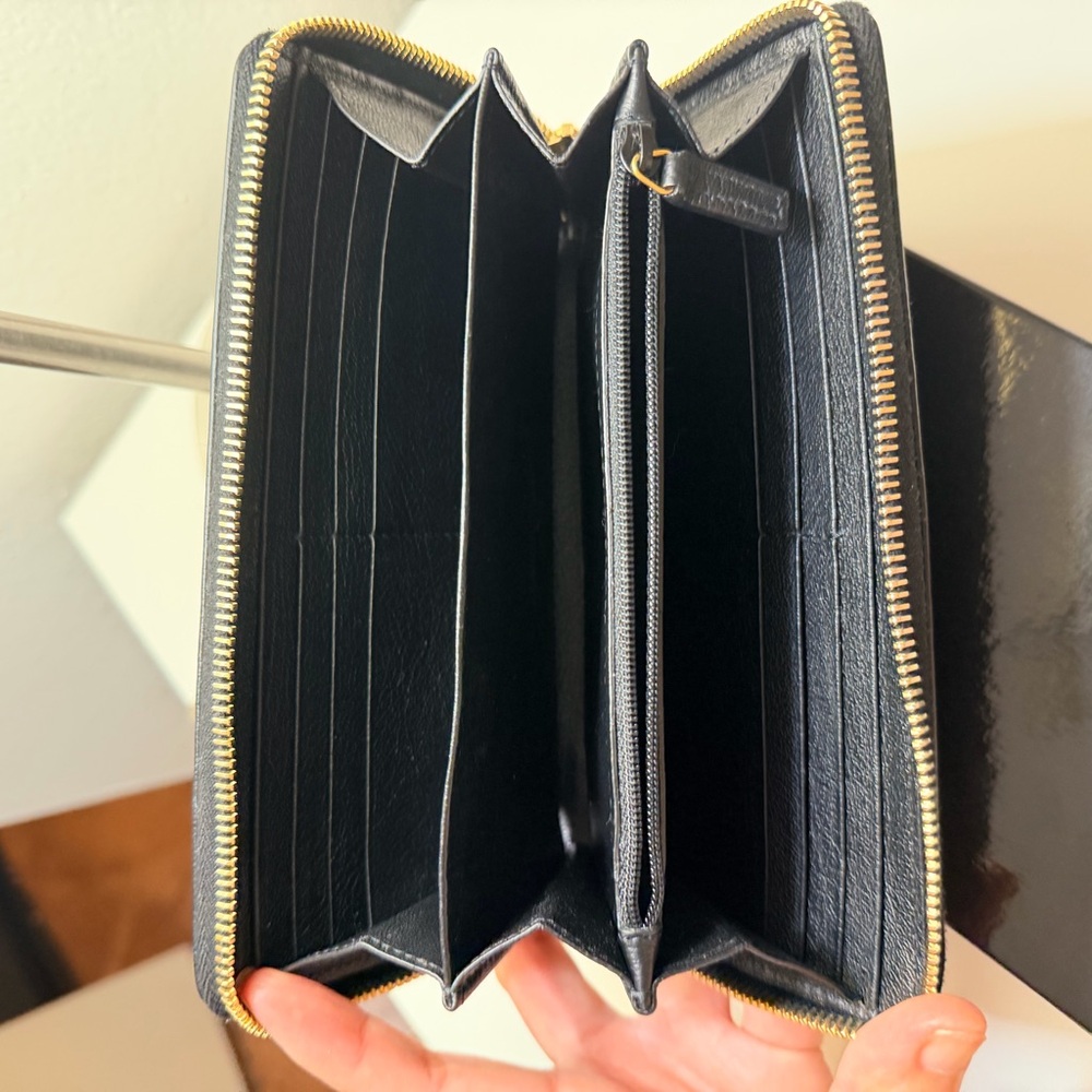 Yves Saint Laurent YSL Black long zipper wallet - Picture 8 of 9